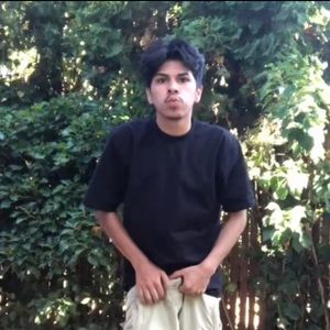 Meet your Posher, Giovanni